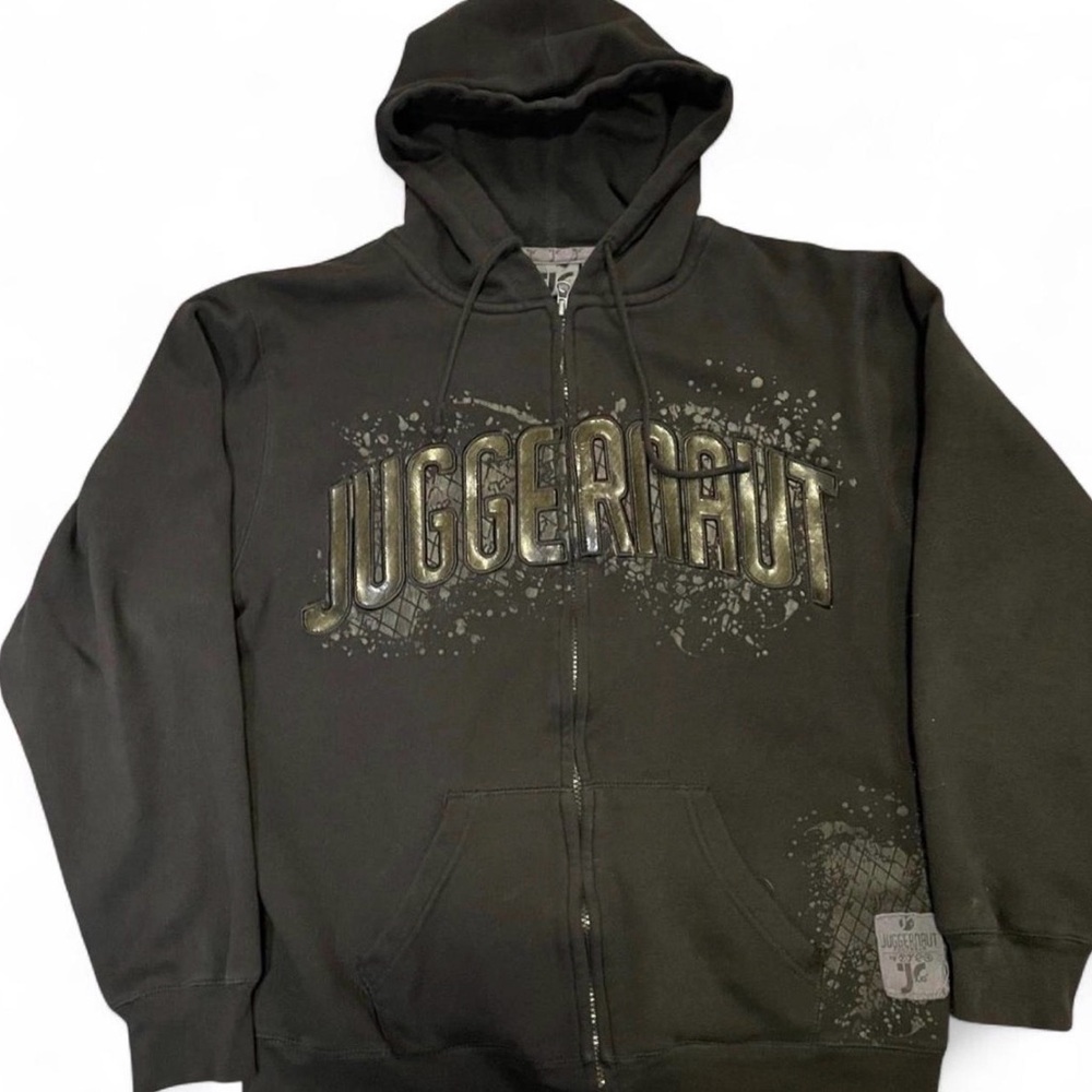 Vintage Juggernaut Footwear Co. Y2K Black Zip-Up Spellout Hoodie with Thumbholes
